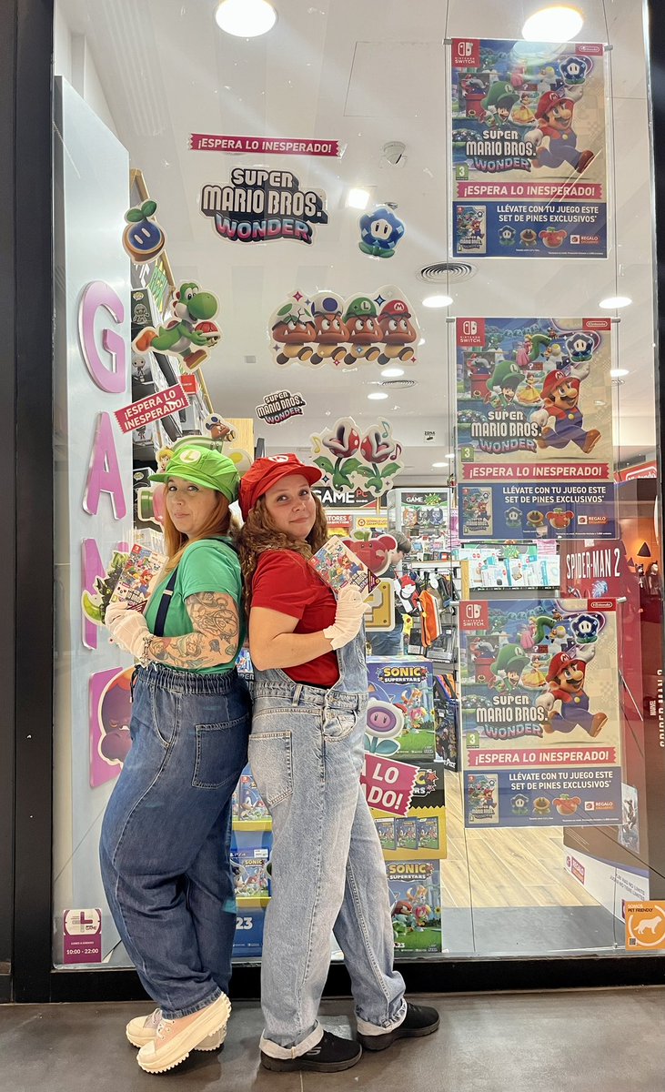PatryRosa's tweet photo. Ven a tu tienda 176 Malaga larios a por tu súper Mario Bros wonder y espera lo inesperado 🍄❤️💚#SuperMarioBroWonderenGAME @VideojuegosGAME #MarioBrosWonder 
#gamemalaga https://t.co/WcVDWQQwDS