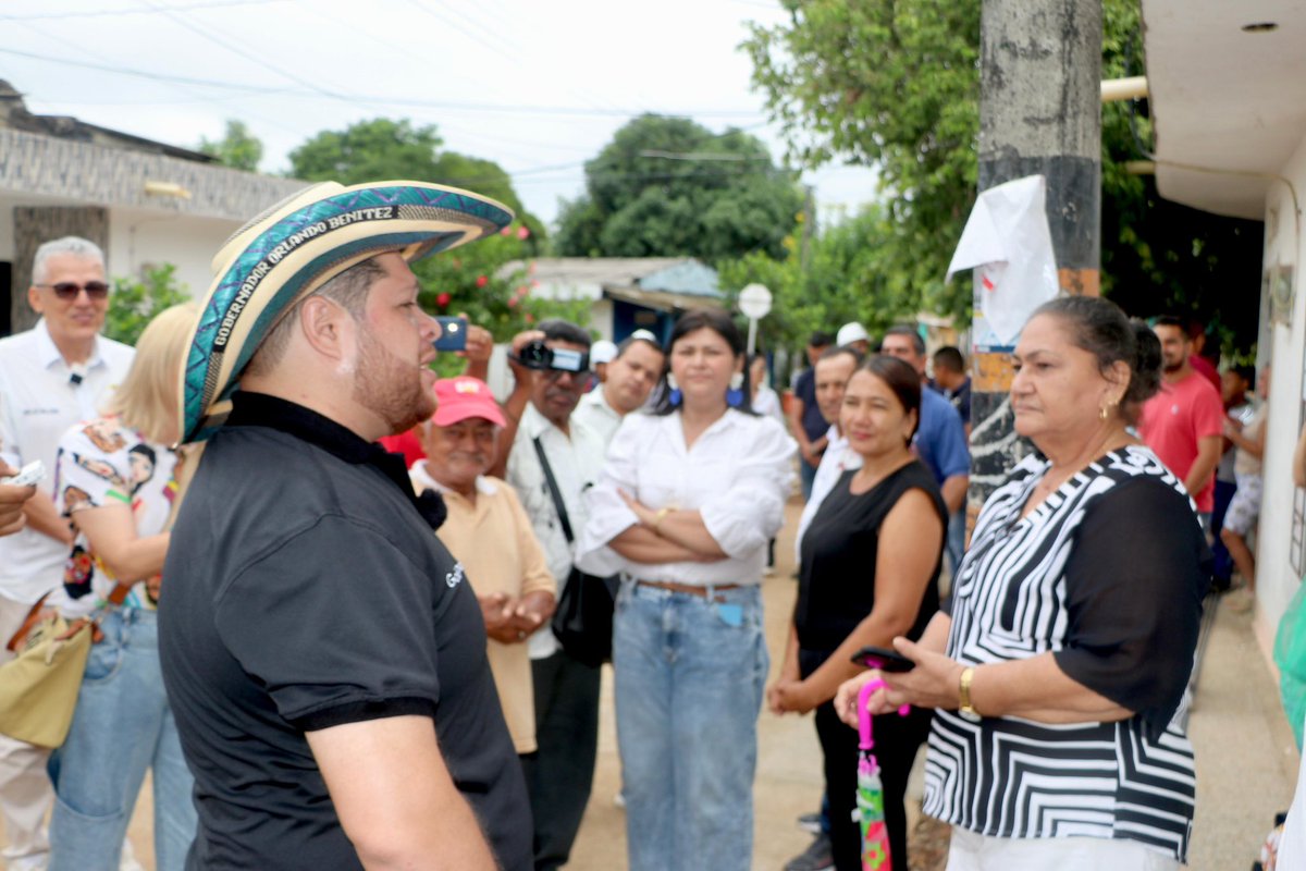 orlandobenitezm's tweet image. !El progreso para Córdoba no se detiene! A buen ritmo avanzan las obras de pavimentación en la zona urbana del municipio de Planeta Rica🚧

Los trabajos consisten en el mejoramiento alrededor de 2 km de vías urbanas en pavimento rígido en la cabecera del municipio, en Barrios…