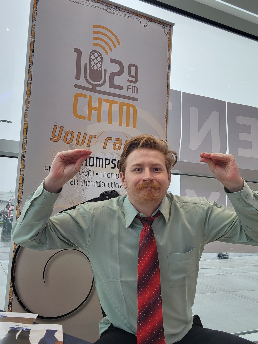 1029CHTM's tweet photo. #fancyfridaywithalex I'm currently at Thompson Ford for their 30th anniversary. Why don't you dress up and come down to see the great deals. If you bring around non perishable food for the food bank you get a chance to win a 55 inch TV! https://t.co/DEVibKQiS1