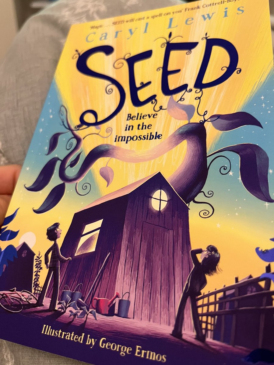C94Alice's tweet photo. Rainy Friday nights with a new book 😍 https://t.co/WdBOM7C3cA