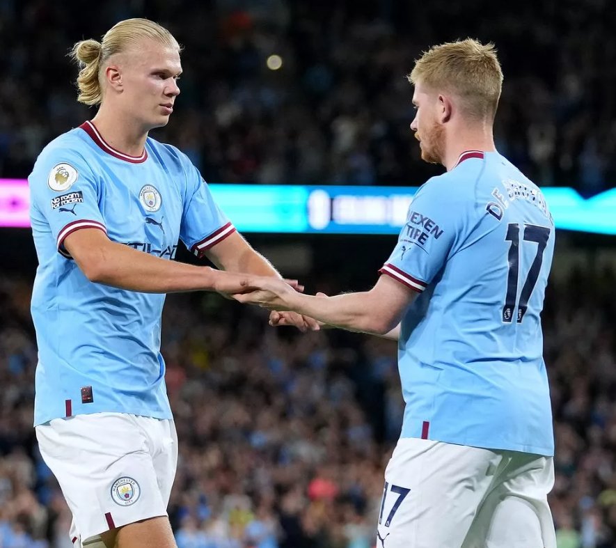 Licha🌠 tweet media