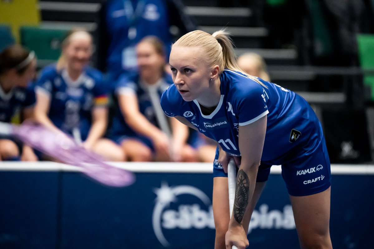 Salibandyfi's tweet image. Ykköskenttä johti Suomen voittoon Tshekistä lukemin 6-3! Otteluraportti 👉 shorturl.at/hpP67 #salibandy #eftturku