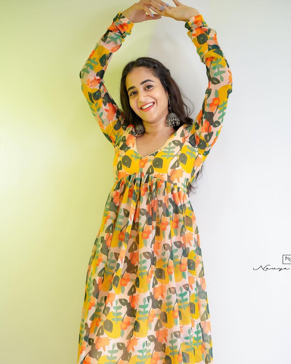 ActrezHub's tweet photo. #DeepthiSunaina #DeepthiReddy https://t.co/RUKZWMLAgE