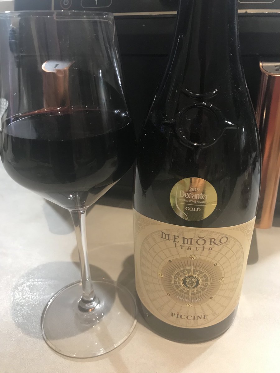 tonymurney's tweet photo. Normal service resumed, back on the red 🍷 https://t.co/YVaULUqh0H