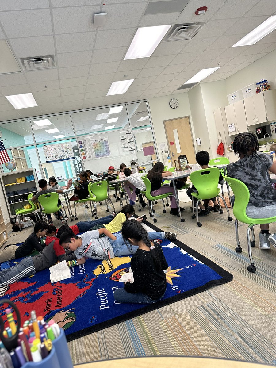 Sara Brooks tweet media