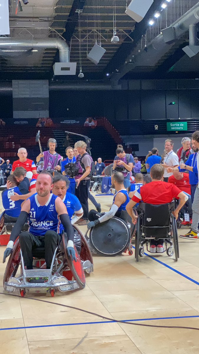 Fabinator45's tweet photo. Quel match ! Quelle intensité ! Bravo les #Bleus ! En route pour les Demi-finales ! #irwc #handisport #fauteuil #rugby 🇫🇷50/49🇯🇵 https://t.co/9JBdIKRIdm
