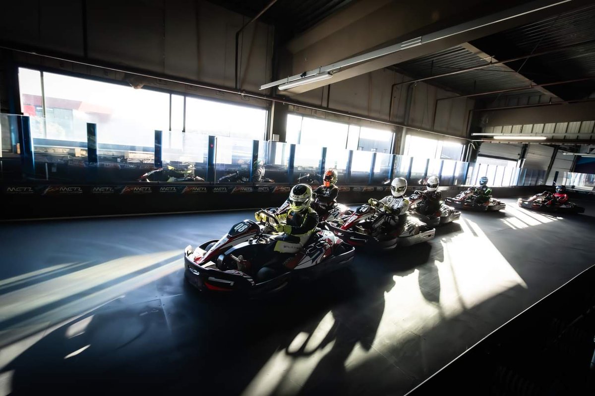 Sam Shaw tweet media