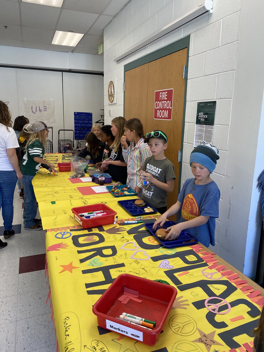 Part of being a No Place for Hate school is everyone signing the Pledge.  Thanks Hawks Caring crew for making that happen today. <a href="/TonyByrdSuper/">Anthony Byrd</a> @MaggyTovar1 <a href="/summitk12/">SummitCountySchools</a>