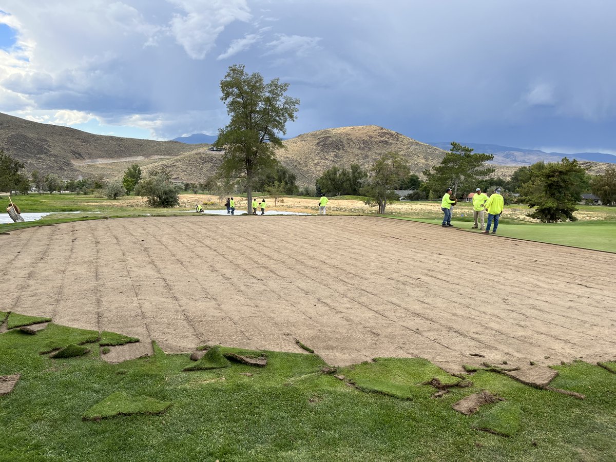 PTI_Golf_Const's tweet photo. AZ🛫--🛬NV. The crew's focus has turned to Hidden Valley Country Club in beautiful Reno, NV. This course is just minutes from the Reno-Tahoe International Airport on the southeast corner of "The Biggest Little City In The World." #ptigolfconstruction #reno #nevada #golf https://t.co/3qyHZsAE2E