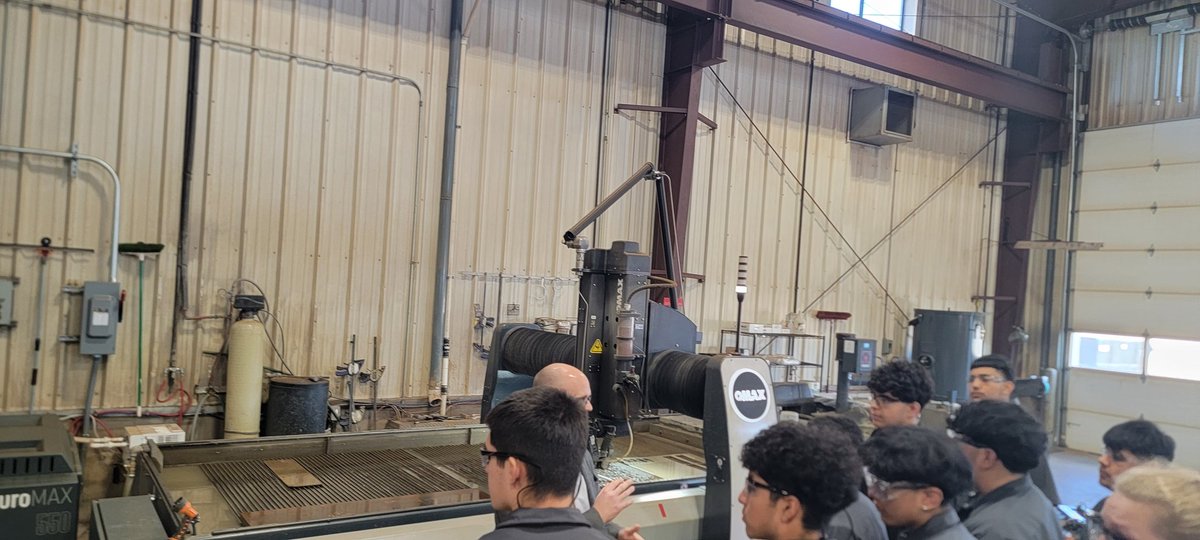 MrDubs_PM_andW's tweet photo. Last stop of the day. Sauber Manufacturing in Virgil.
@sd129
@VALEES1
@gcampmfg
#weisnercenter #GSD #precisionmachining #makestuffwithyourhands #makeworkcoolagain https://t.co/TxUkWa6Cp2