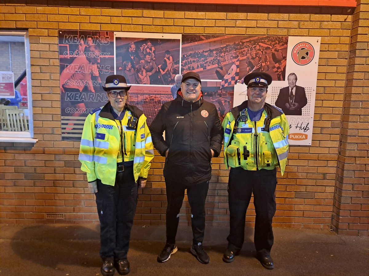 We are at @WFCFoundation_ tonight for Premier League Kicks. We are supporting the project after donating money through the Helping Communities Fund through @WestMidsPCC pictured are PCSOS Tracey Ash and Brian Grayson with Martin Manley from @WFCFoundation_