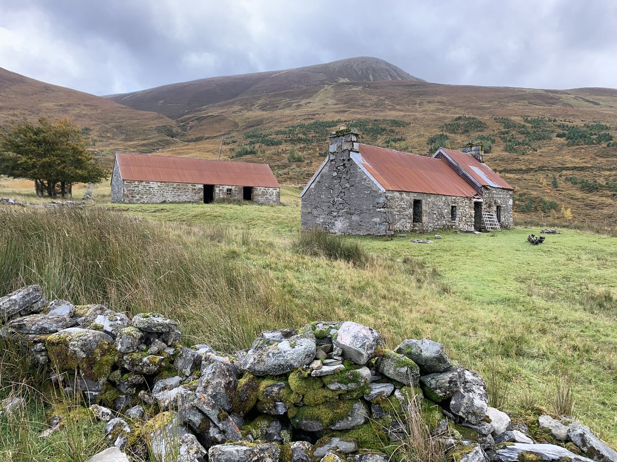 paulinedaniels's tweet photo. @charlesevansart Our favourite place… #strathvaich https://t.co/QGy60J9VoR