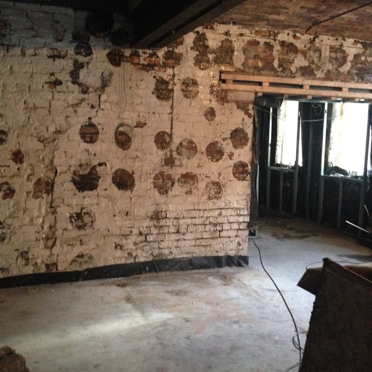 The Glost House tweet media