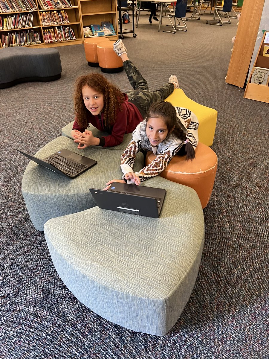 jjbpatton's tweet photo. Comparing and contrasting Anansi the Spider stories on a Friday afternoon. @FanFlauters @WindsorWildcats @BlausClass https://t.co/v8Q4316h14