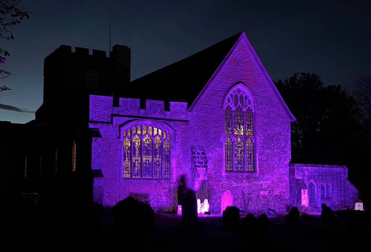 St Peter &amp; St Paul's Church lit up in purple this evening for DLD day
radld.org/dld-awareness-…
#headcorn #headcornvillage #DLDday