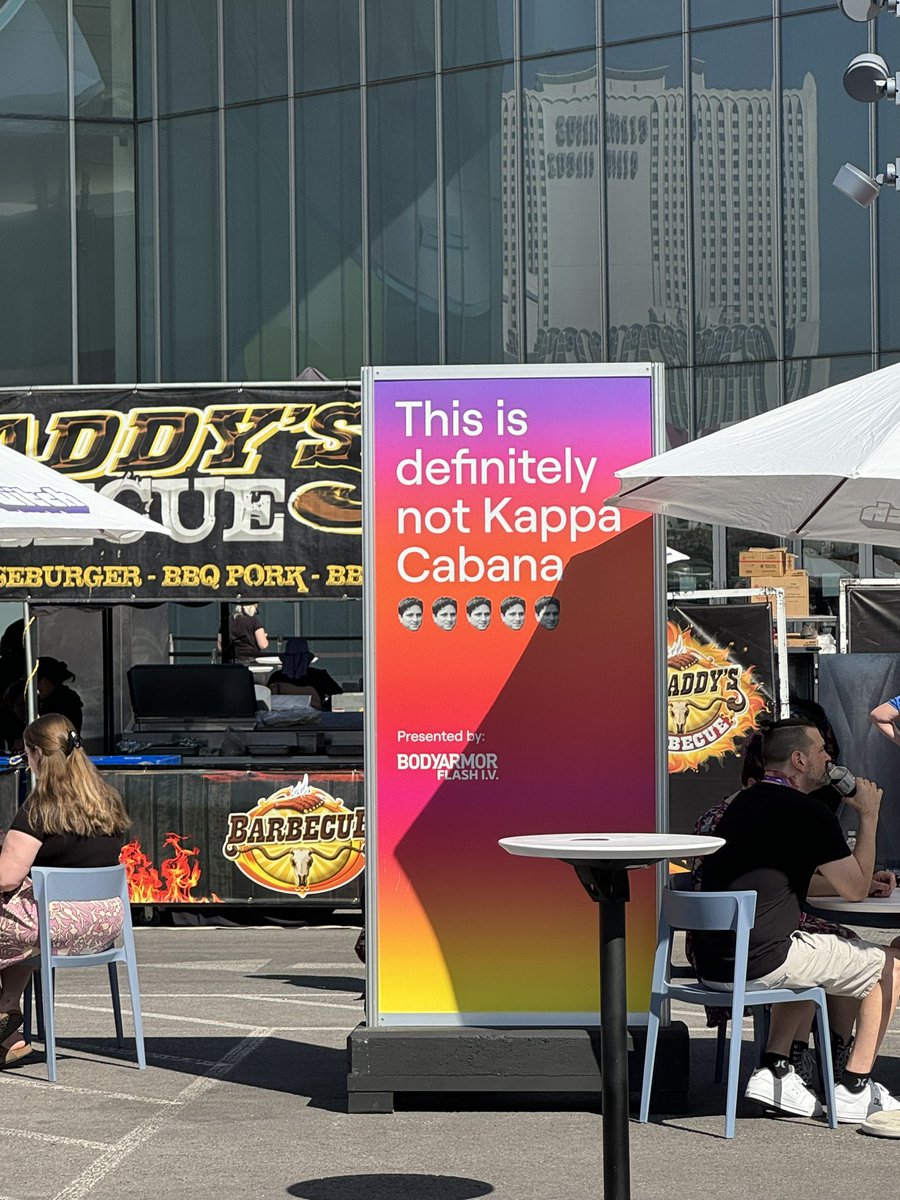 yourfrienddust's tweet photo. @TwitchCon you are right… this is def not the kappa cabana, it’s a parking lot outside the convention center without adequate shade  in the Las Vegas heat. 👍 https://t.co/UDX7OLxoze