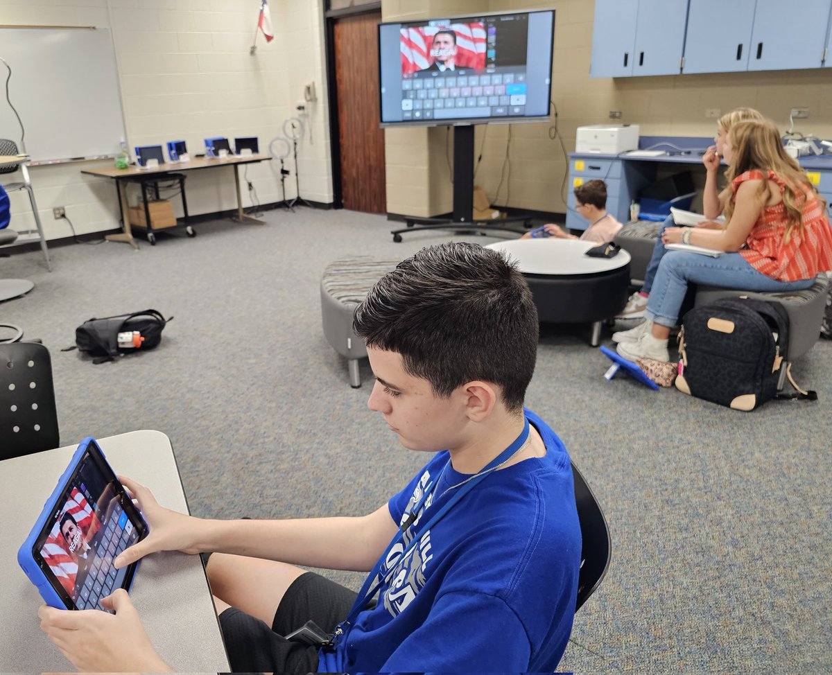 When students become the teachers, magic happens!  <a href="/BarbersHillMSN/">Barbers Hill MSN</a> <a href="/golfcoach1976/">Thibodeaux</a>