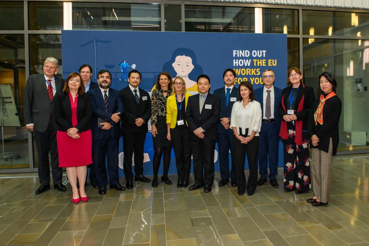 My @EULawDataPubs colleagues were delighted to welcome today Nakano Kazuaki &amp; his team from the National Printing Bureau of Japan!

Proud to share our know-how in publishing the Official Journal of the European Union &amp; making law easily accessible for all. eur-lex.europa.eu