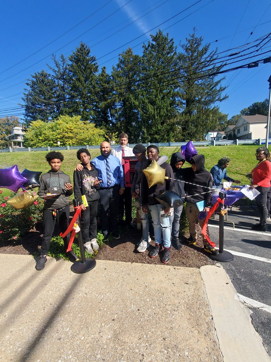 Karl Radday (@kradday) on Twitter photo Thanks to <a href="/foundationbcps/">The Education Foundation of BCPS</a> Meadowood has a Little Library - stop by and find something good to read our students do! <a href="/SusanTruesdell/">Susan Truesdell</a> <a href="/BCPS_OSC/">Office of School Climate and Culture</a> Thanks to <a href="/foundationbcps/">The Education Foundation of BCPS</a> Meadowood has a Little Library - stop by and find something good to read our students do! <a href="/SusanTruesdell/">Susan Truesdell</a> <a href="/BCPS_OSC/">Office of School Climate and Culture</a>