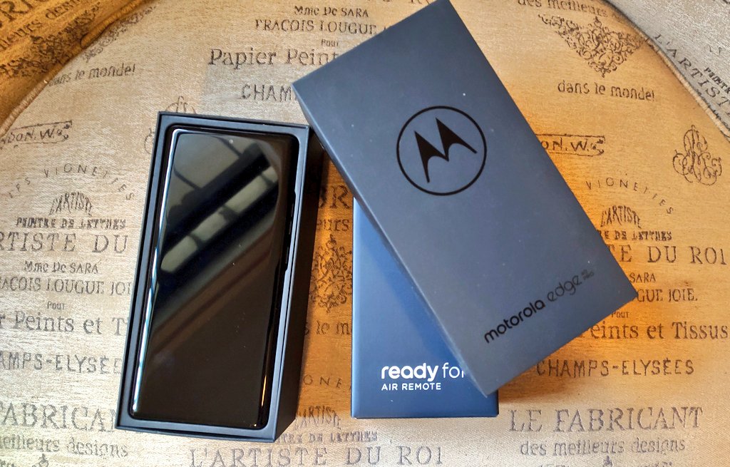 tipsdeviajero's tweet photo. Tengo un nuevo compañero de viaje. #Motorola #Edge40Pro #hellomoto @MotorolaMX https://t.co/VKgpVsesZ2
