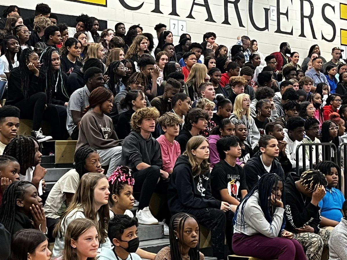 BMSatRSD2's tweet photo. We are Super Proud of our BMS Chargers!  Over half of our student body made the Honor Roll - 520 student scholars! Our parents showed out! Standing room only - championing for their students! @RichlandTwo https://t.co/vpgzGl1KrY