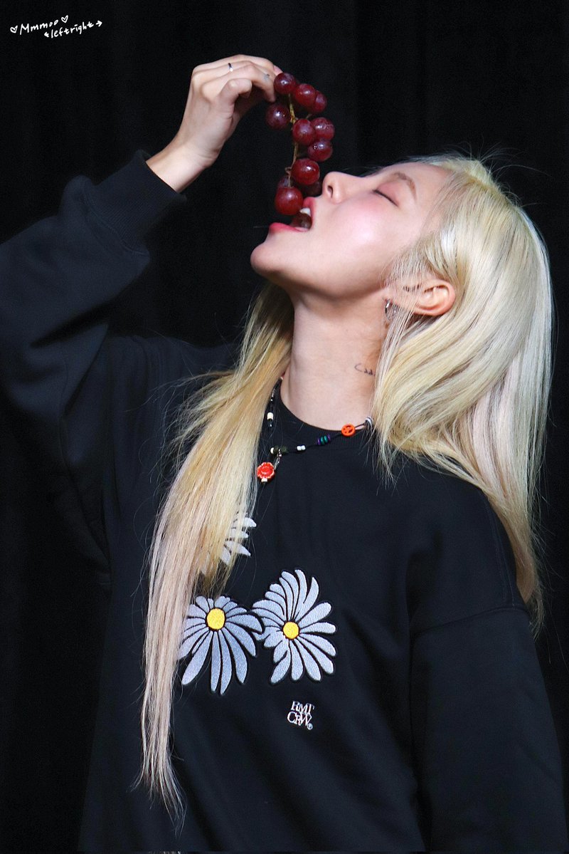 kpopsapphic's tweet photo. https://t.co/m2Q0dHrXDp