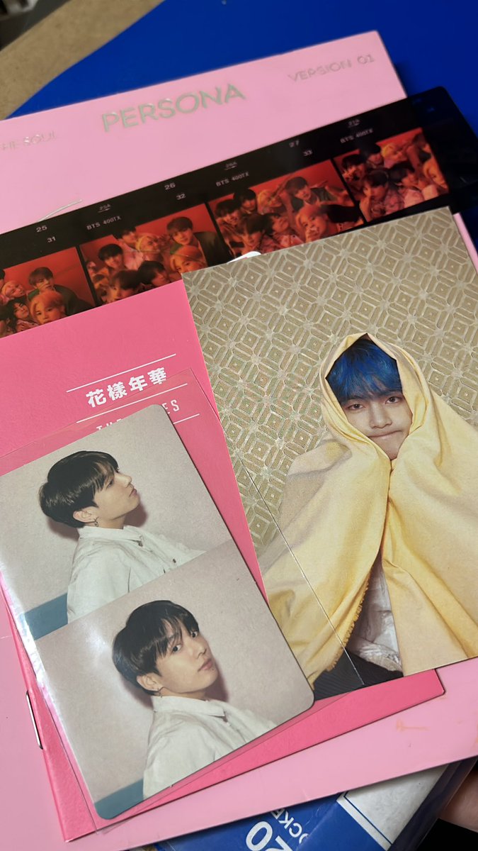 taenanana's tweet image. ARMY giveaway!! Also giving my Persona album away all inclusions! w/ Jungkook pc

How to join:
-Follow me!
-RT/Like this tweet

rfs: this was an extra! I got my first one as a gift

BTS Philippines RM Jin Suga Jhope Jimin Taehyung Jungkook Yoongi hoseok namjoon seokjin Persona