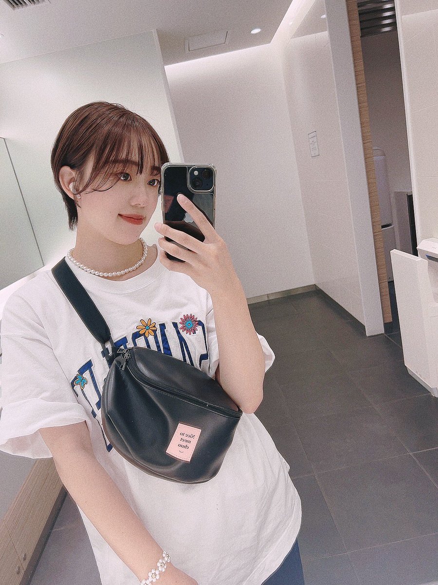MAO_Da_Vo's tweet photo. 美容院いってきたよ〜💇🏻‍♀️✨

https://t.co/XQcsSOkzOK

インスタとは違う写真を📸✨ https://t.co/qmS2BzsvOG
