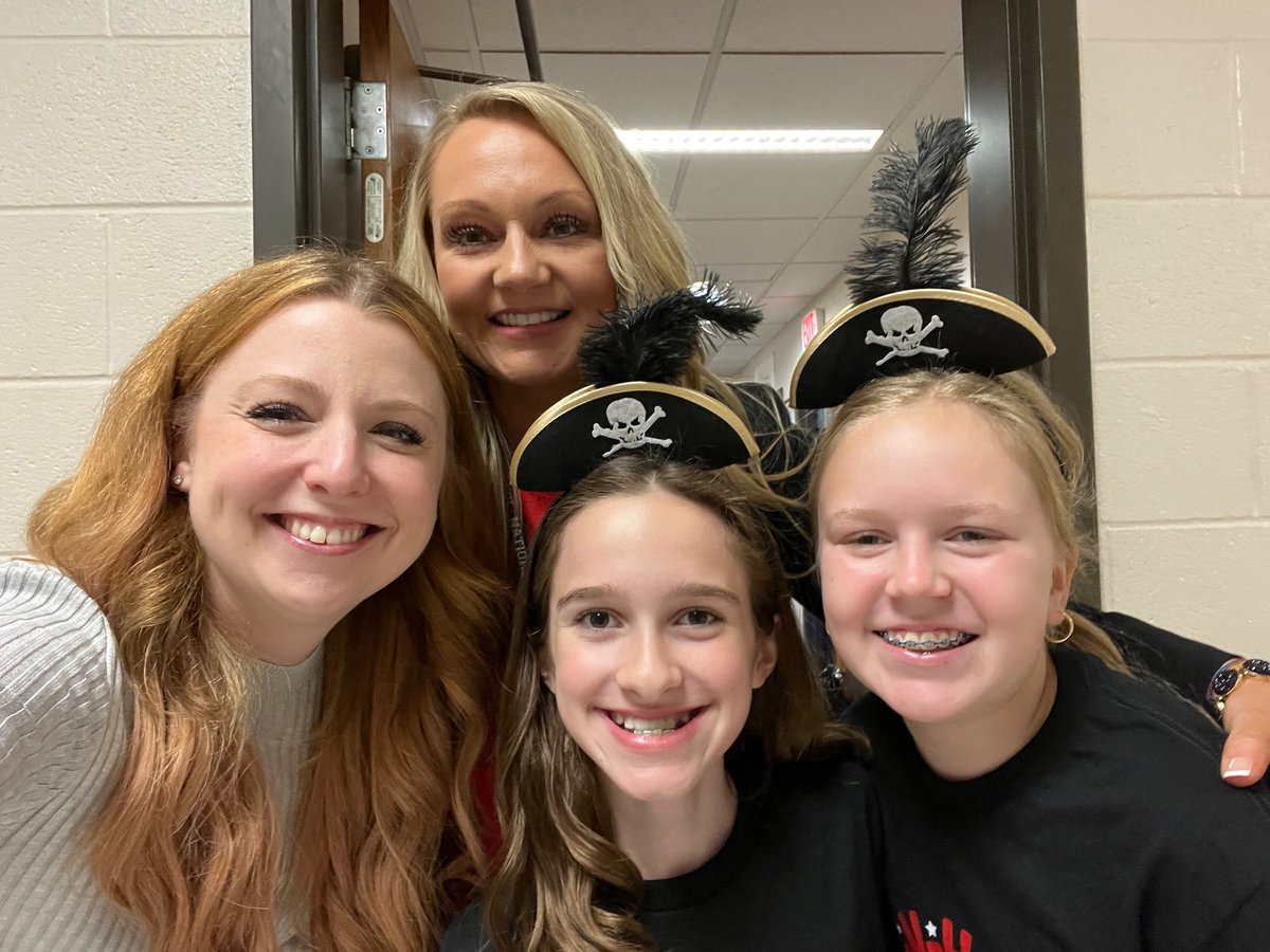 Mary Katherine Pope tweet media