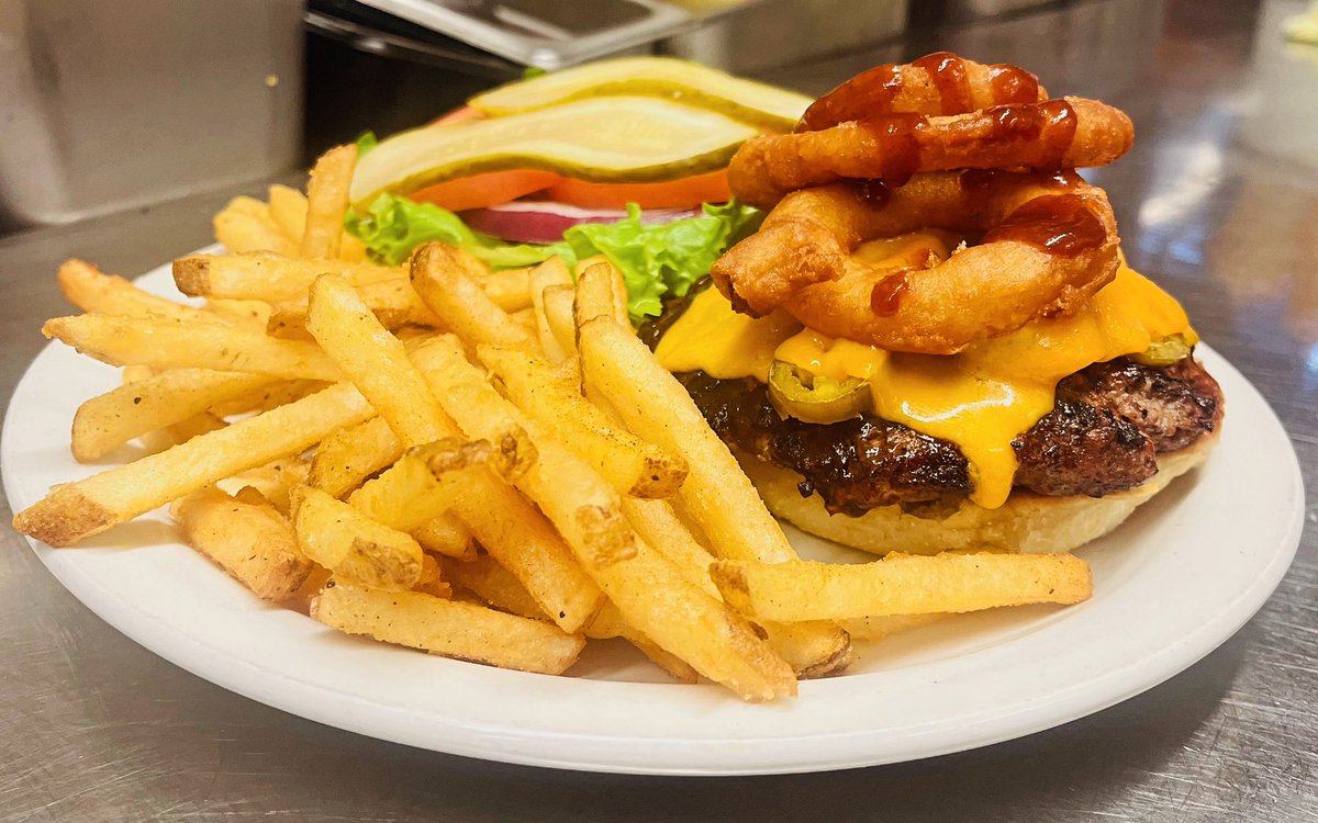 Friday Burgers 🍔 just hit different. Open 11am-2am. Breakfast served everyday until 4pm. Great drink and food specials. LIVE MUSIC TONIGHT 10pm with Steve Crew <a href="/sfc37/">Steev Crew</a> #tgif #uwo #westernu #fanshawecollege #breakfast #openlate #livemusic #supportlocal