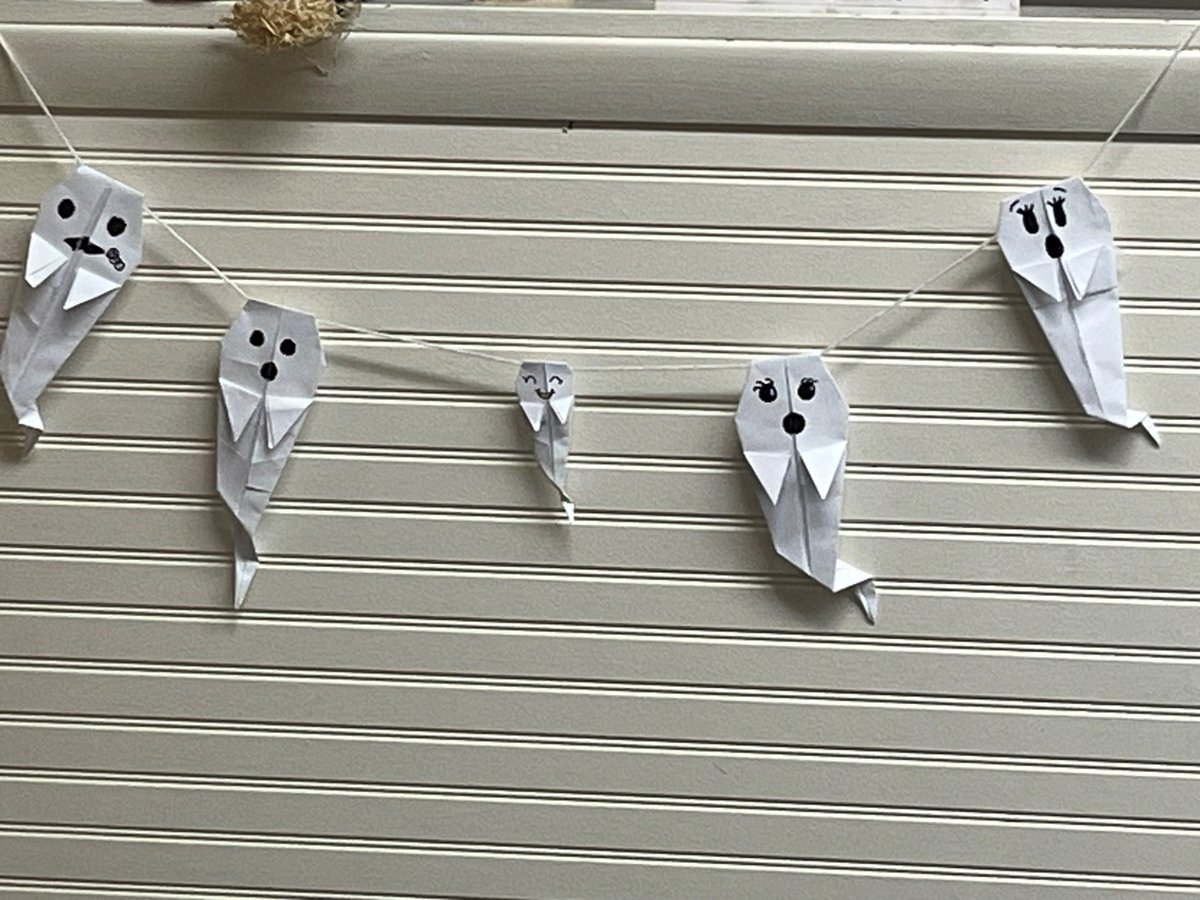 Thank you to our Origami Club, new this year, for making ghosts to float around the building.  What a great way to put a smile on everyone's face this morning!