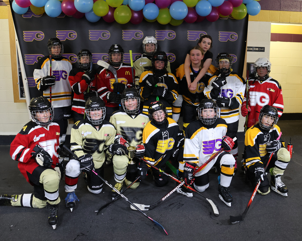 HockeyCanada's tweet photo. Happy World Girls’ Ice Hockey Weekend! How have you been celebrating #WGIHW this month? 🎉

Dites-nous, comment célébrez-vous la Fin de semaine mondiale du hockey féminin ce mois-ci? #FSMHF 🎉

@BFLCANADA https://t.co/y5nFEIZ07e