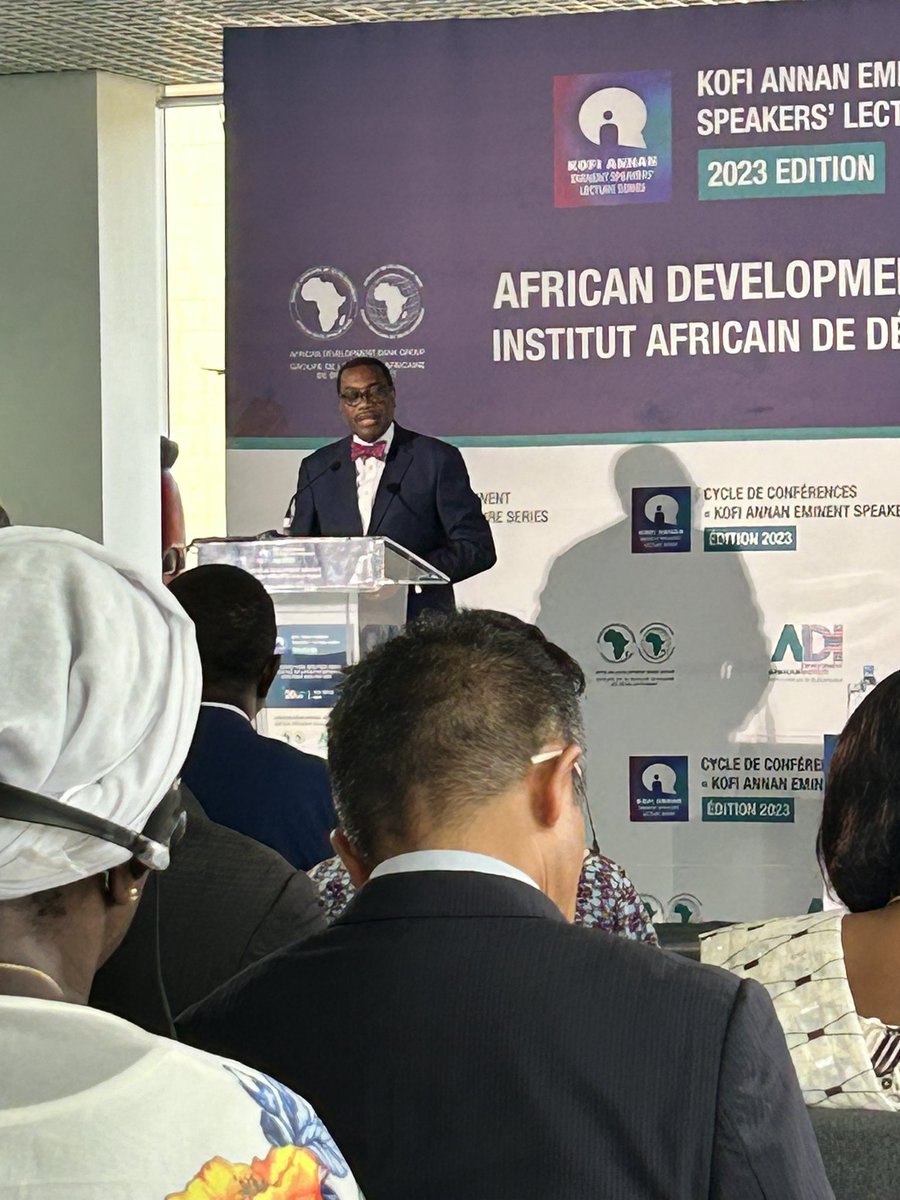MapulaTThema's tweet photo. Africas’ Optimist in Chief.. 129 million girls in Africa are out of school. Africa needs to invest in grey matter infrastructure. #KAES Lecture #AFDB https://t.co/542Rk85Z1f