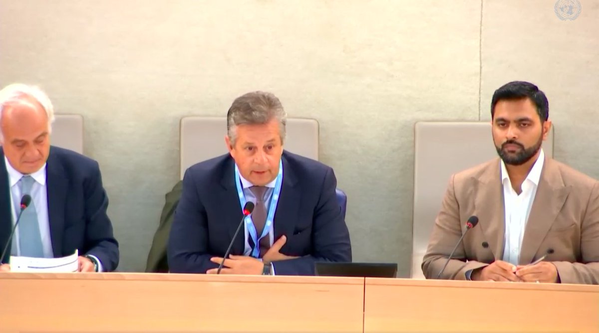 UNAOC's tweet photo. 🎨 In session 3 of #GlobalDialogueAI, we delved into “Artificial Creativity: Exploring the Intersection of Digital Art and Generative AI”.

🎙 Amb. Juan Antonio March, President of #ONUART, chaired the discussion.

🔗 More 👉 https://t.co/lkARrijyv4 https://t.co/BBJYCZG5U8