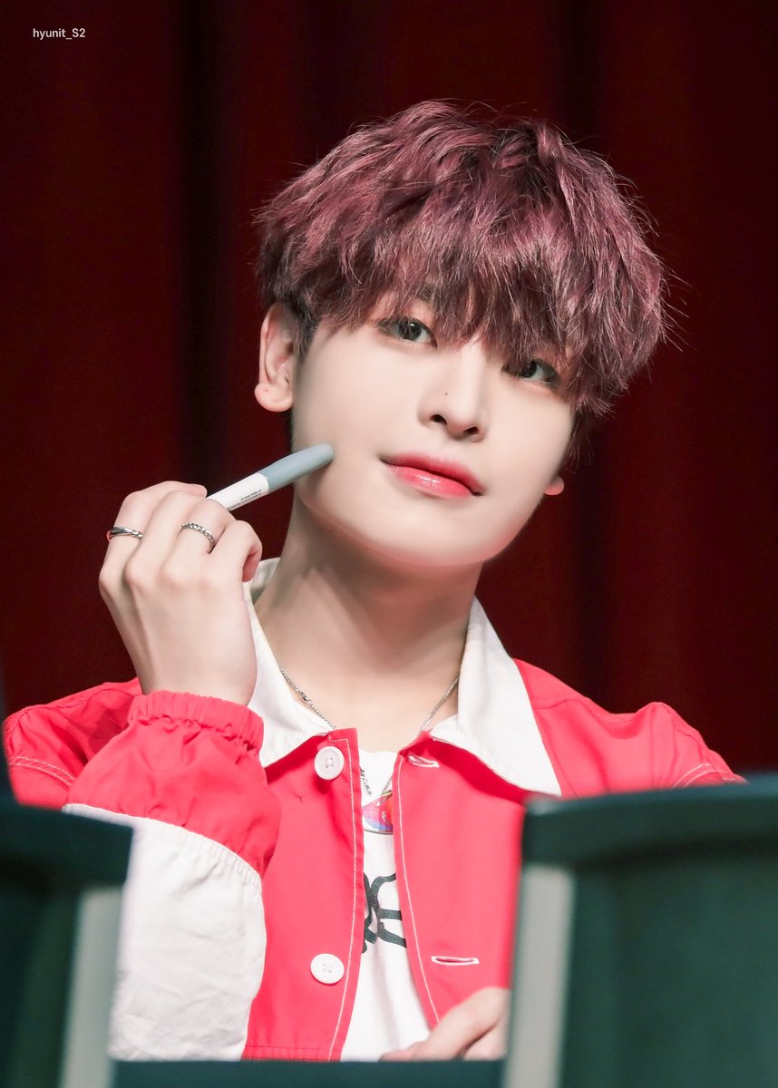hyunit_S2's tweet photo. 🐱 𝙃𝘼𝙋𝙋𝙔 𝙔𝙀𝘾𝙃𝘼𝙉 𝘿𝘼𝙔 🐱
짱아기고양이 예차니의 생일을 축하합니다 >.< 🎉

#AceMaknaeYechanDay
#우리_작은_고양이_예찬이_생일
#예찬 #이예찬 #YECHAN
#xikers #싸이커스 https://t.co/NaxbYm8oUz