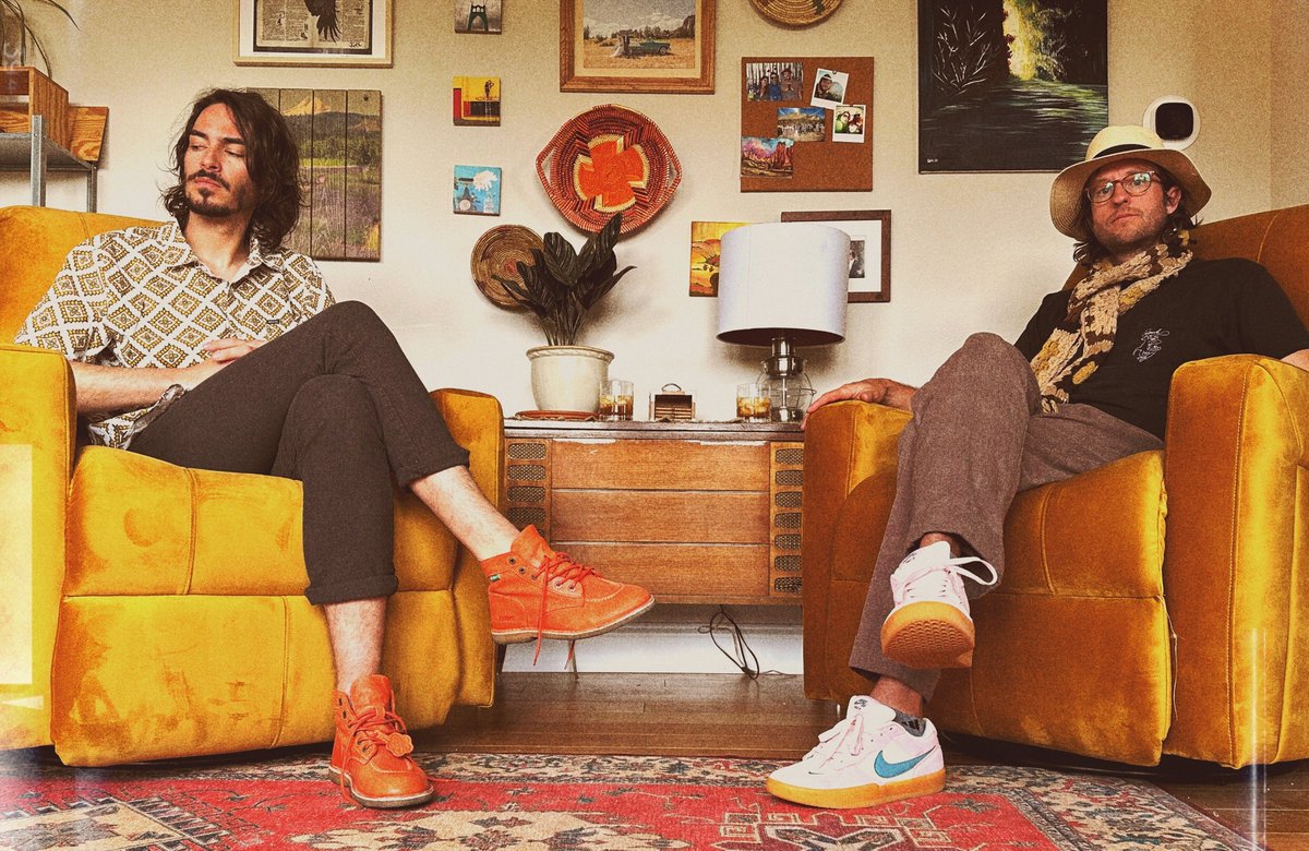 .<a href="/SMALLLEAKSMUSIC/">Smallleakssinkships</a> share fifth studio album 'Low Tide'.

An eclectic about-turn from the reclusive band...

clashmusic.com/news/small-lea…