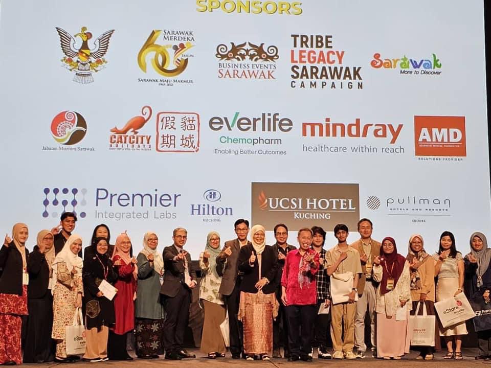 simkuihian's tweet photo. The 12th Congress of the Asian-Pacific Society Of Thrombosis and Heamostasis (#APSTH) Dinner
Sarawak is honoured & privileged to host the #APSTH, first time ever hosted in Malaysia. Warmest welcome to ~700 delegates (85% outside Sarawak) OooOHa❗️ https://t.co/IDQWJXnYQn