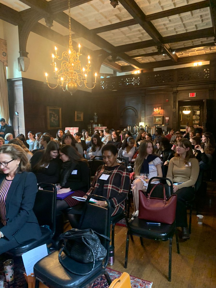 OfficialAWIU's tweet photo. It is a full house today at our 7th Annual Career Opportunities in International Relations Symposium. The leaders of tomorrow are looking strong! 💪

If you're in attendance, tag us @AWIU2 #AWIUCOIR2023 https://t.co/d5QDwSktns