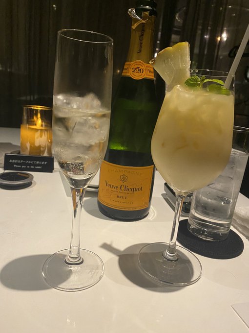 おシャンティBARで語り中🍸 https://t.co/LD6yKhtxhp