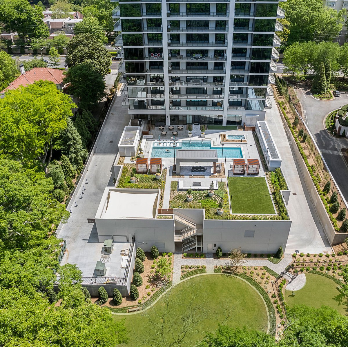 Hi-rise buildings shouldn't mean saying bye to nature. Experience the union of luxury and landscaping with Ironwood Design Group's unique approach to lifestyle landscape architecture design. 

• Icon Midtown
• Novel Midtown
• Gradon Buckhead

#urbanliving #ironwooddesigngroup