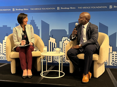 This week, @Intel’s Chief Strategy Officer, Saf Yeboah-Amankwah, participated in a fireside chat on testing the #CHIPSAct’s promise for economic revitalization at @BrookingsMetro & @kresgefdn’s joint summit. kresge.org/convening/help…