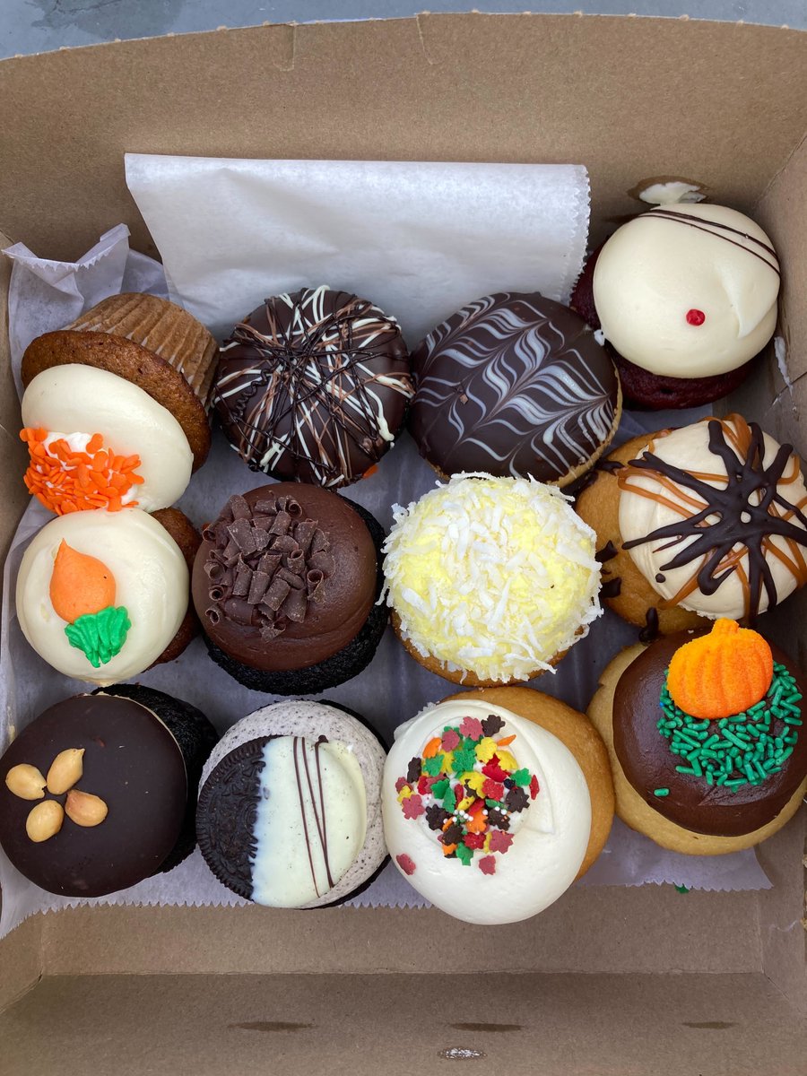Joseph Italiano (@josepitaliano) on Twitter photo Cupcakes on the Harvard Quad with the best team ever- Congrats on acceptance of this Blood Paper. <a href="/NathanAsquith1/">Nathan Asquith</a> <a href="/ECarminita/">Estelle Carminita</a> <a href="/AbAttacks/">Abdullah Khan</a> Cupcakes on the Harvard Quad with the best team ever- Congrats on acceptance of this Blood Paper. <a href="/NathanAsquith1/">Nathan Asquith</a> <a href="/ECarminita/">Estelle Carminita</a> <a href="/AbAttacks/">Abdullah Khan</a>