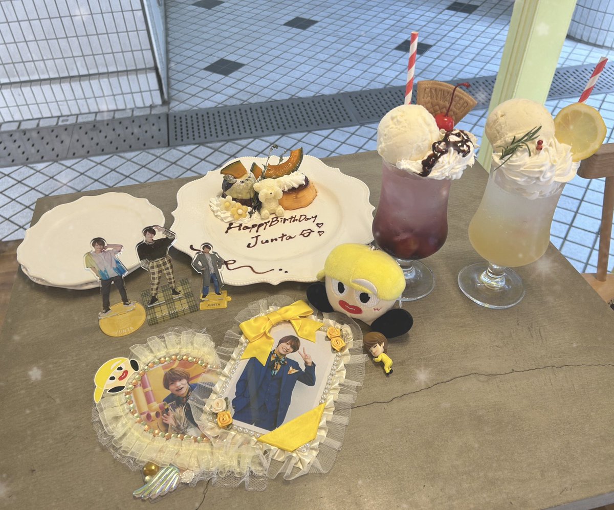 Koppebread_JW's tweet photo. HappyBirthday!
素敵な1年になりますように💛

#中間淳太誕生祭2023
#中間淳太誕生祭 https://t.co/CQMaBFN2rr