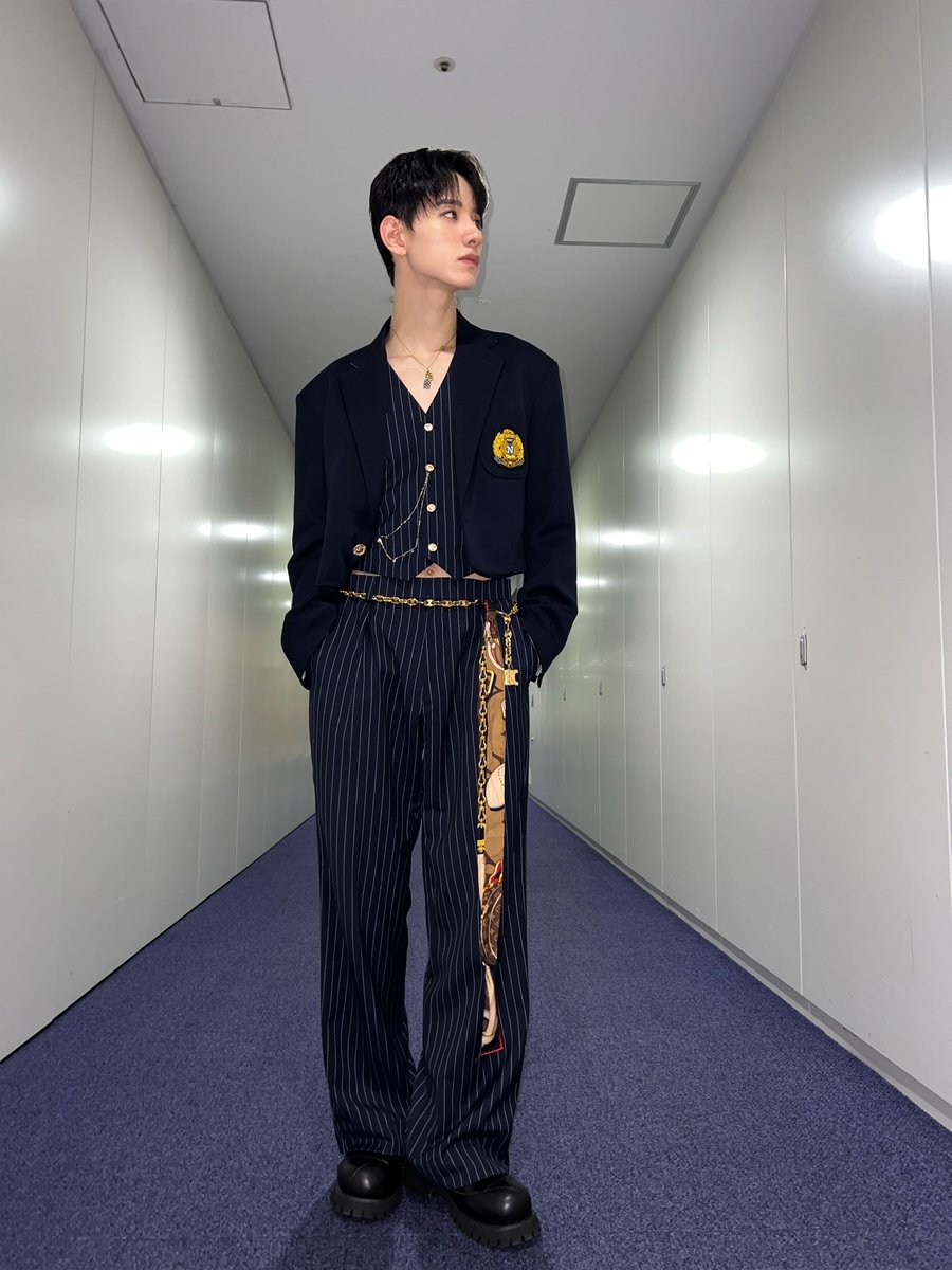 official_jo1's tweet photo. [📸] ミュージックステーション
2時間スペシャル

#JO1 #佐藤景瑚 #SATOKEIGO

🪽#Venus
MV
https://t.co/hgzMfKoSbX
Streaming
https://t.co/9sc94ki6cW

🔮 #SuperCali
MV
https://t.co/dfkJ56XBR6
Streaming
https://t.co/Cig8k6ts7I

🔫 #Trigger
PV
https://t.co/R8WpZ5rEUs
Streaming
https://t.co/hUb5LatArx

#JO1 #Mステ