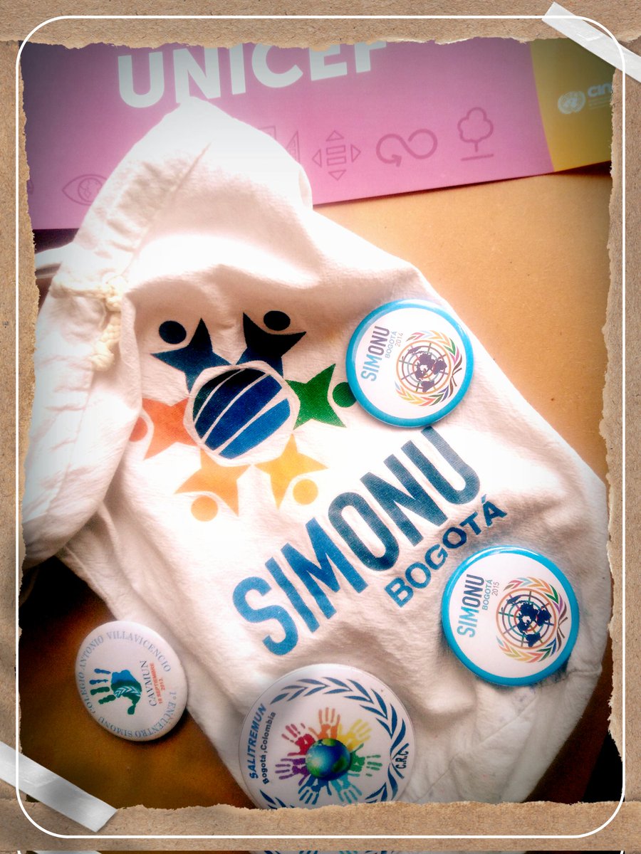 lozunigag's tweet photo. Un saludo desde el @Villantinos a la Undécima Versión de @SimonuBogota en sus Nodos I y II, estrategia de la @Educacionbogota qué hay que fortalecer por resultados crecientes: La escuela ciertamente ha cambiado en 11 años, las semillas han germinado. Umbele. https://t.co/BB9nipCihU