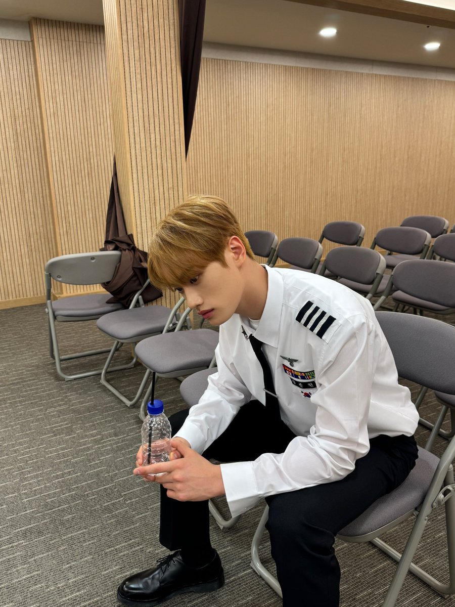 TIOT_NOW's tweet photo. [#준현]
머리카락이 금색이라서 금준현🧡

#금준현 #KUMJUNHYEON
#TIOT #티아이오티 
#TIOT_PreDebut #백전무패 https://t.co/007nt6JMZo