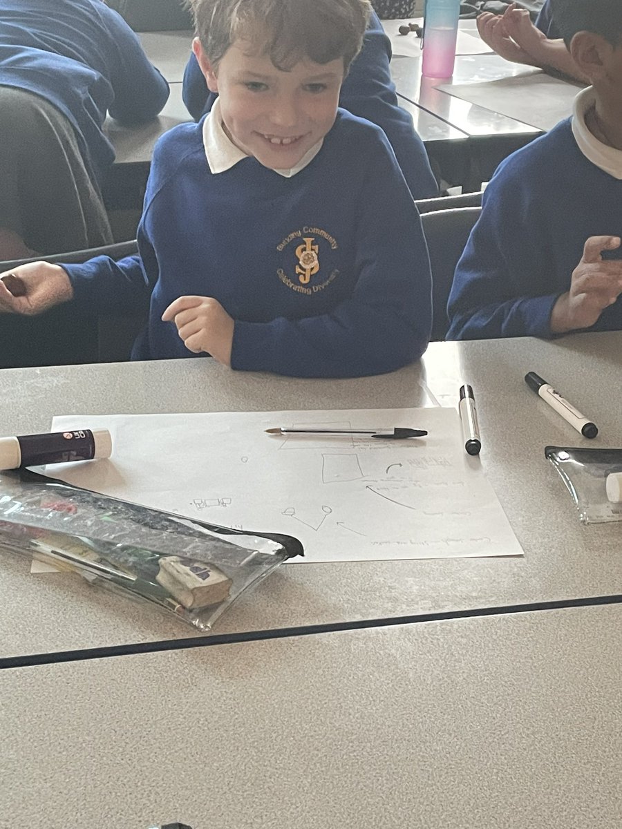 stjosephskly's tweet image. 2: some more conker games from Oak class #OakClassRules #BestDaysOfTheirLives #Nature