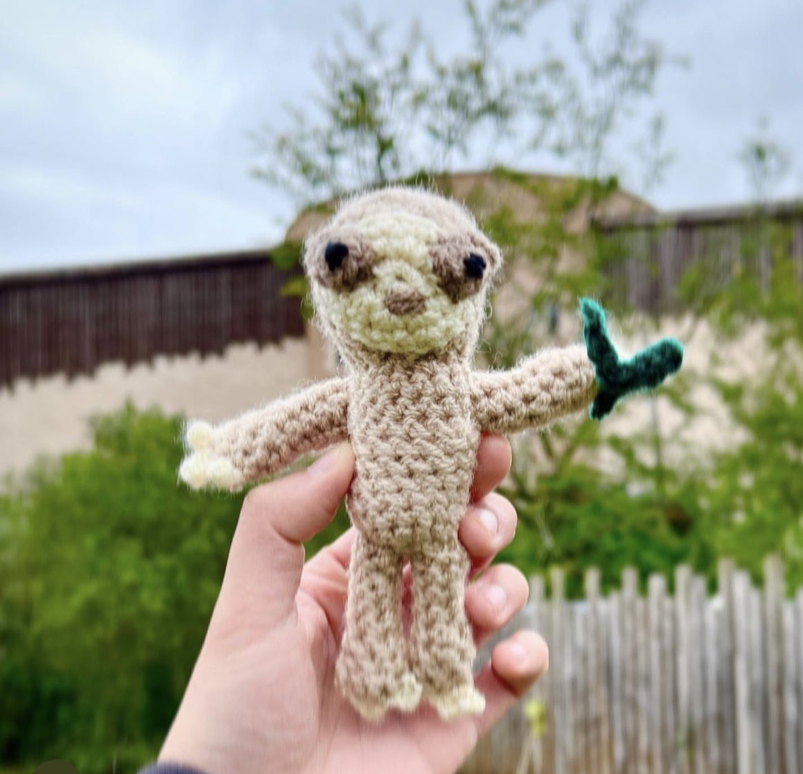 woolyoddities's tweet photo. Happy World Sloth Day! Have a little throwback to when this wooly sloth seen a real life sloth at @chesterzoo! 🦥 #sloth #worldslothday #conservation #crochet #handmadehour https://t.co/P90otOxldp