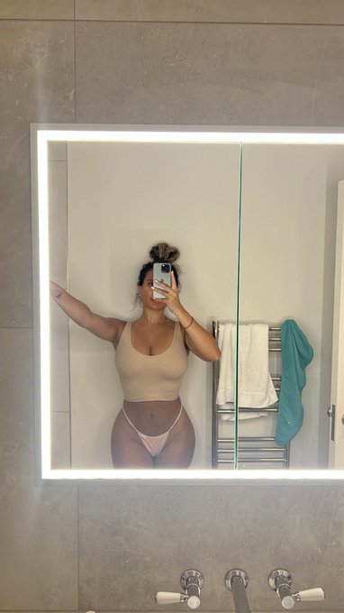 which view is the best? 😉 https://t.co/n86gqQG4bp