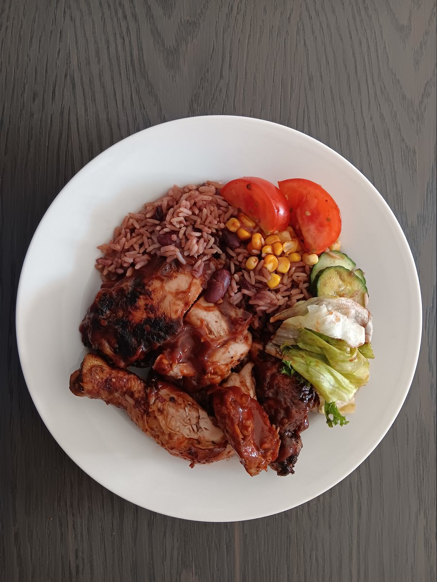 The weekend's here so it's time for another classic Caribbean cook-up for #BlackHistoryMonth Jerk chicken, rice & peas and salad - check out our #recipes via @SousChefTweet: tinyurl.com/bdcsy7dy